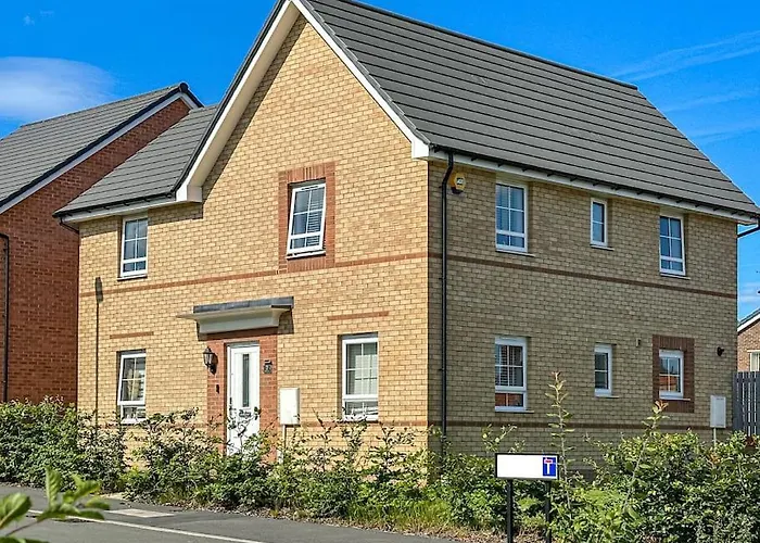 Sheffield Detached Charming 4Bd Home