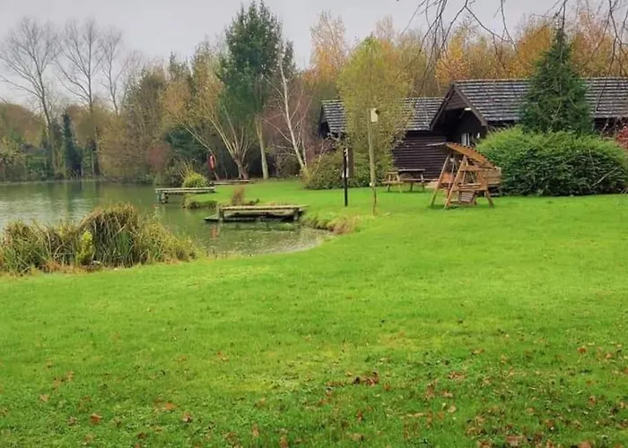 Wild Oats Lodge 6 - Yellowtop Country Park - Hot Tub - Yorkshire