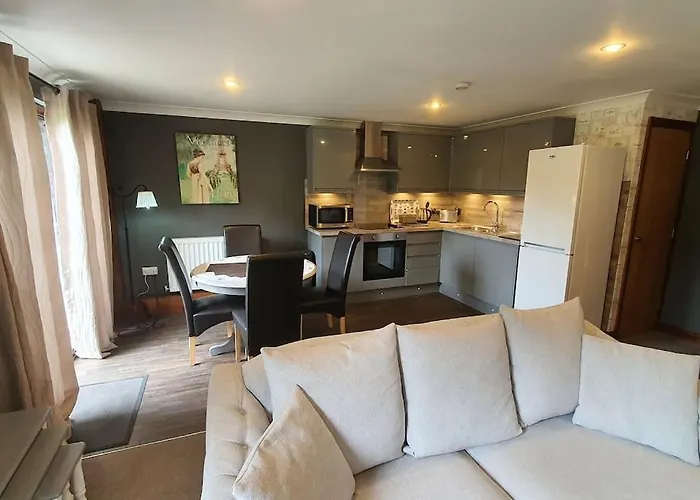 Harvest 8 Lodge - Yellowtop Country Park - Hot Tub - Yorkshire